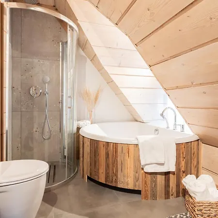 샬레 Zakoznami-willa Elinek *