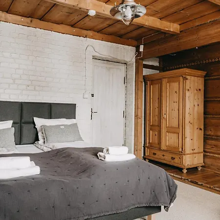 샬레 Zakoznami-willa Elinek 자코파네