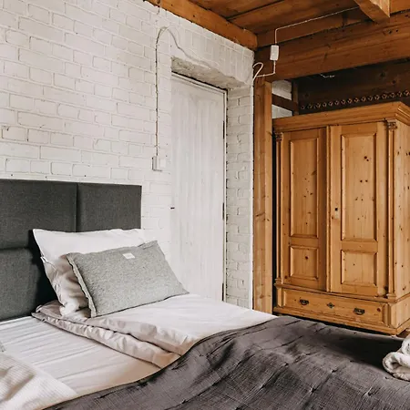 Zakoznami-willa Elinek 샬레 자코파네