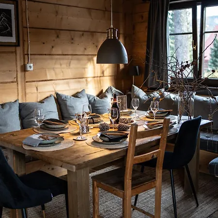 Σαλέ Zakoznami-willa Elinek *